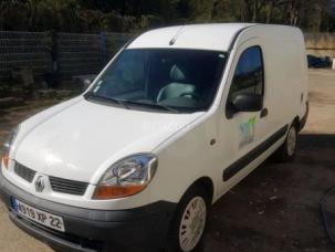 Fourgon avec parois et toit rigide Renault