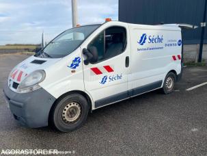 Fourgon avec parois et toit rigide Renault TR
