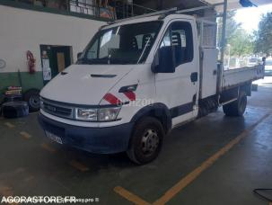 Benne basculante de chantier et de TP Iveco 35C9