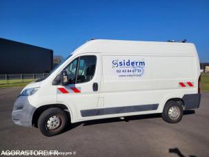 Fourgon avec parois et toit rigide Citroën Jumper