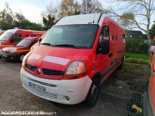 Fourgon avec parois et toit rigide Renault Master
