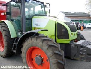 Tracteur agricole Renault CELTIS456