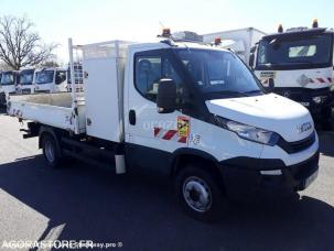 Benne basculante de chantier et de TP Iveco 72C18