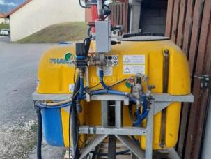 Autre nc B748 3-POINTS - CUVE 400 L