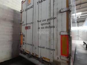 Fourgon bâché avec parois rigides nc