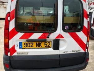 Fourgon avec parois et toit rigide Renault Kangoo