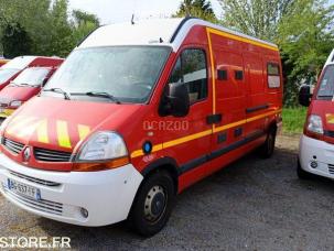 Fourgon avec parois et toit rigide Renault Master