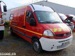 Fourgon avec parois et toit rigide Renault Master