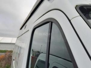Fourgon avec parois et toit rigide Renault Master