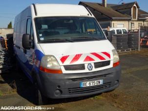 Fourgon avec parois et toit rigide Renault Master