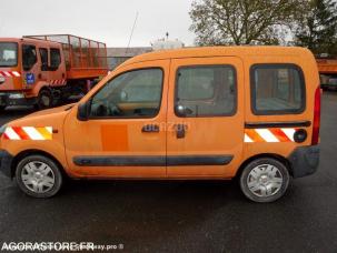Fourgon avec parois et toit rigide Renault Kangoo
