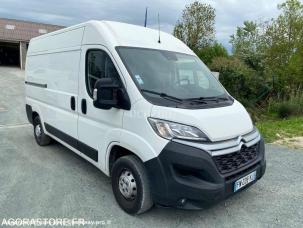 Fourgon avec parois et toit rigide Citroën Jumper