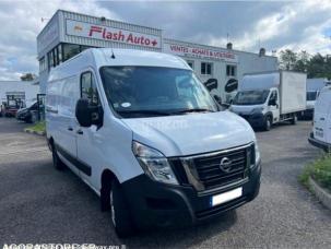 Fourgon avec parois et toit rigide Nissan NV400