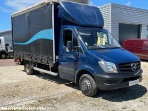 Fourgon avec parois et toit rigide Mercedes Sprinter