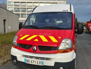 Fourgon avec parois et toit rigide Renault Master