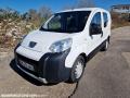 Fourgon avec parois et toit rigide Peugeot Bipper