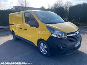 Fourgon avec parois et toit rigide Opel Vivaro