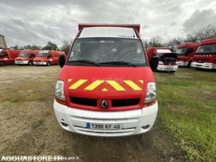 Fourgon avec parois et toit rigide Renault Master