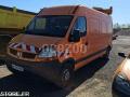Fourgon avec parois et toit rigide Renault Master