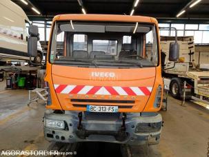 Benne basculante de chantier et de TP Iveco 120E18