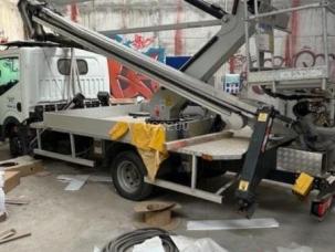 Nacelle Nissan Cabstar