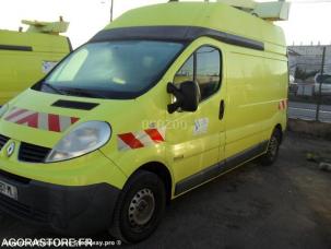Fourgon avec parois et toit rigide Renault TR