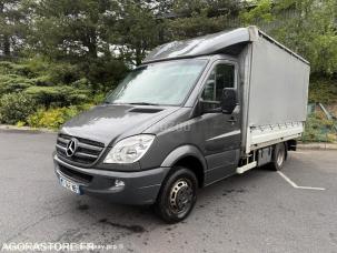 Fourgon avec parois et toit rigide Mercedes Sprinter