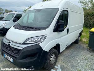 Fourgon avec parois et toit rigide Citroën Jumper