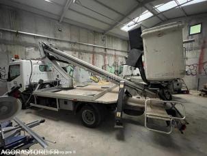 Nacelle Nissan Cabstar