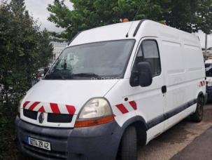 Fourgon avec parois et toit rigide Renault Master