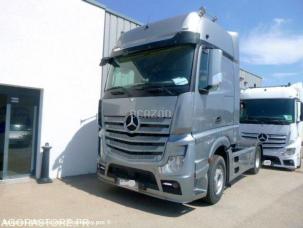 Pour semi-remorque Mercedes T1