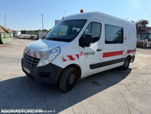 Fourgon avec parois et toit rigide Renault Master