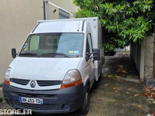 Fourgon avec parois et toit rigide Renault Master