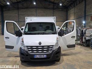 Fourgon avec parois et toit rigide Renault Master