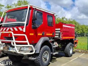 Incendie Renault MIDLUM 220/12