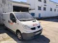 Fourgon avec parois et toit rigide Renault Trafic