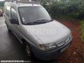 Fourgon avec parois et toit rigide Citroën Berlingo