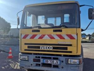 Benne basculante de chantier et de TP Iveco 150E18