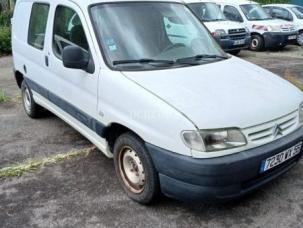 Fourgon avec parois et toit rigide Citroën Berlingo