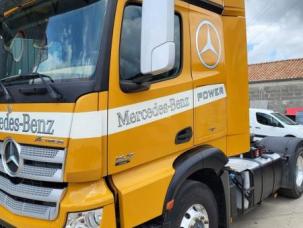 Pour semi-remorque Mercedes ACTROS 1845