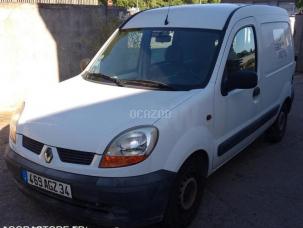 Fourgon avec parois et toit rigide Renault Kangoo
