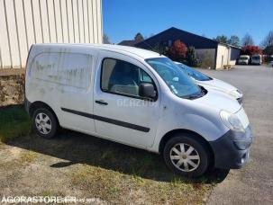 Fourgon avec parois et toit rigide Renault Kangoo