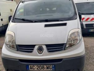 Fourgon avec parois et toit rigide Renault Trafic