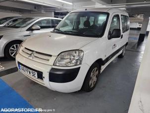 Fourgon avec parois et toit rigide Citroën Berlingo