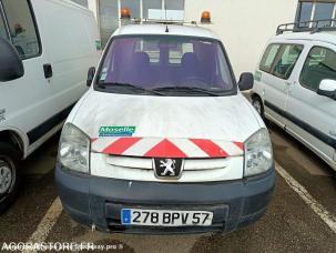 Fourgon avec parois et toit rigide Peugeot Partner