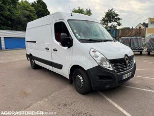 Fourgon avec parois et toit rigide Renault Master