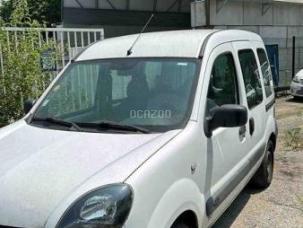 Fourgon avec parois et toit rigide Renault Kangoo