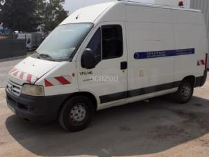 Fourgon avec parois et toit rigide Citroën Jumper