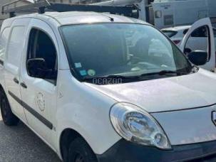 Fourgon avec parois et toit rigide Renault Kangoo