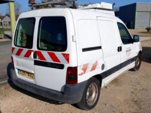 Fourgon avec parois et toit rigide Citroën Berlingo